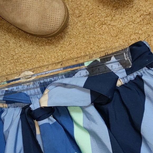 🌼Vintage A-Line Blue Striped Skirt with a Bow🌼 - Picture 6 of 7